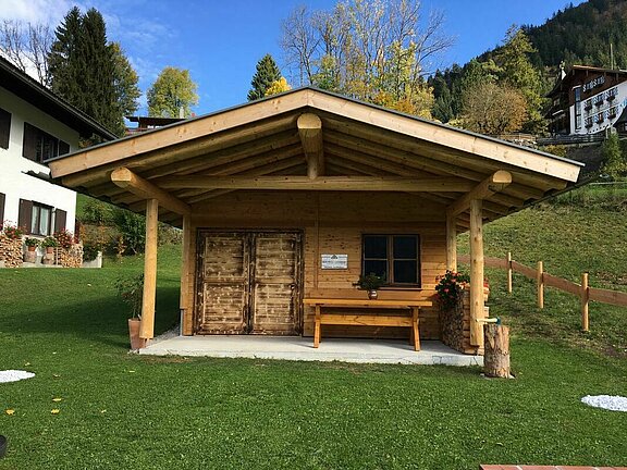 Gartenhaus mit Rundholz